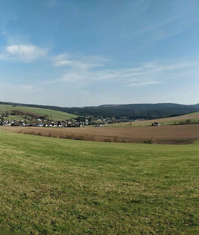 Ferienwohnung Bimmelbahn-Blick Neudorf  Exterior photo